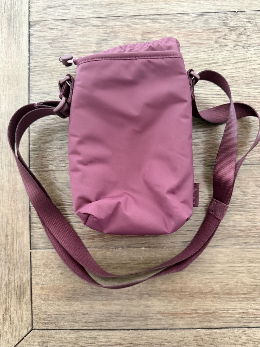 lululemon water bottle Crossbody - Picture 6 of 7